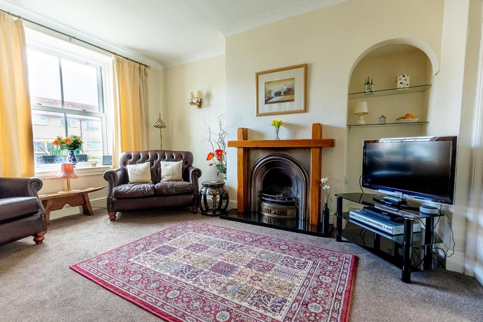 Willow Cottage - Cost 3 Bed Cottage In Penrhyn Bay With Sea Views With Access To Snowdonia Rhôs-on-Sea Esterno foto